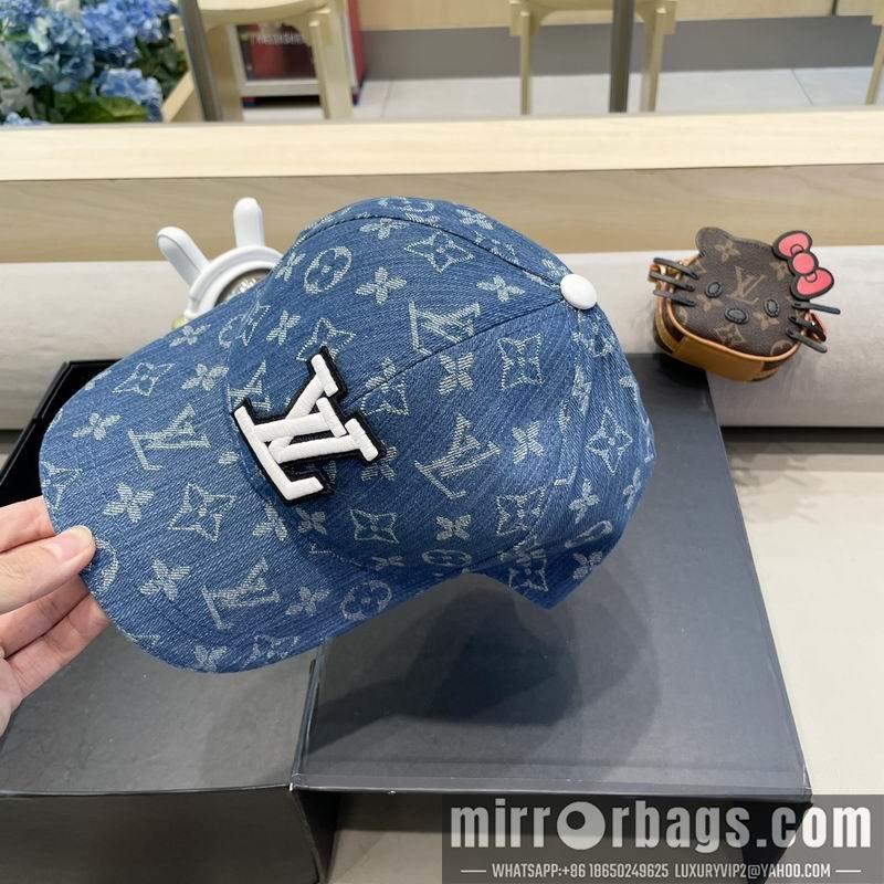 LV Hat 082601