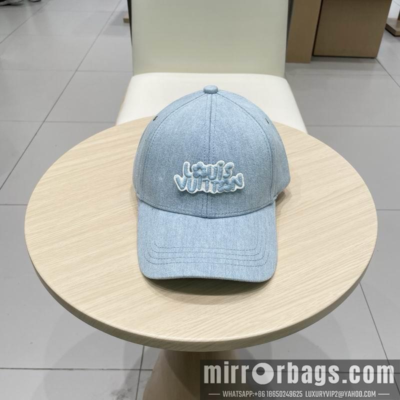 LV Hat 041403