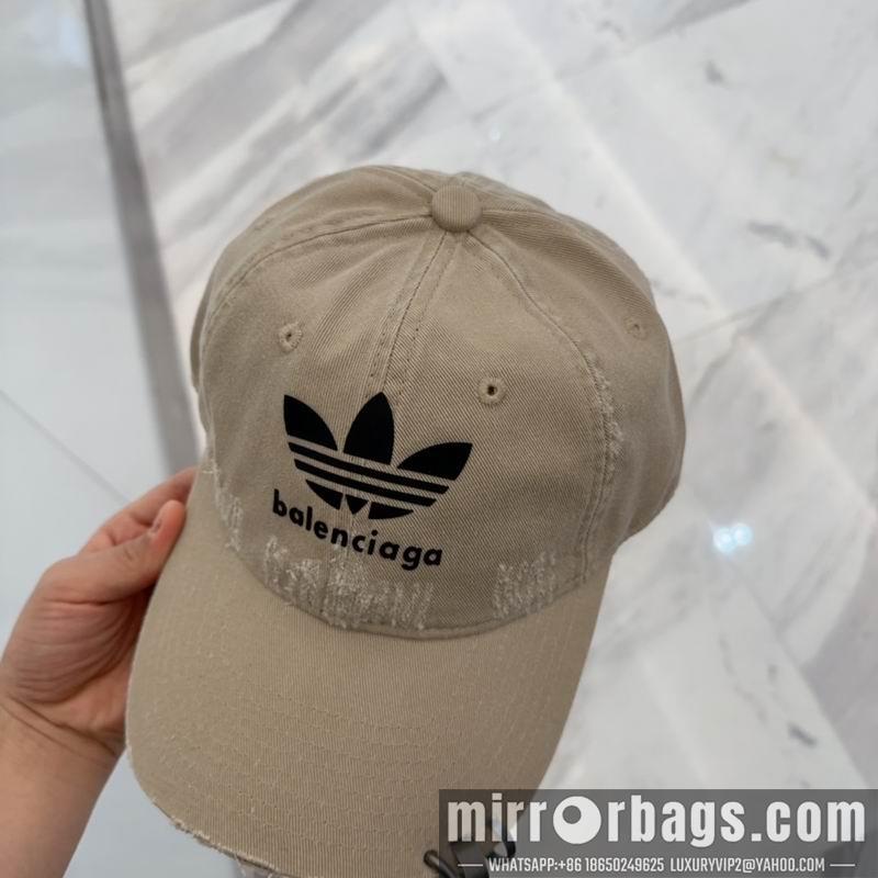 Balenciaga Hat dx78