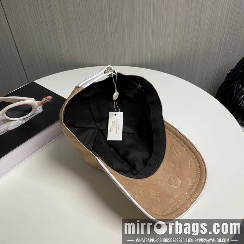 LV Hat dx44