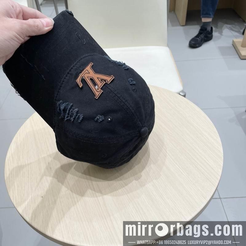 LV Hat 030796
