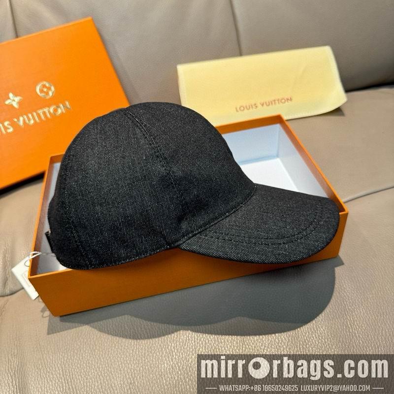 LV Hat dx163