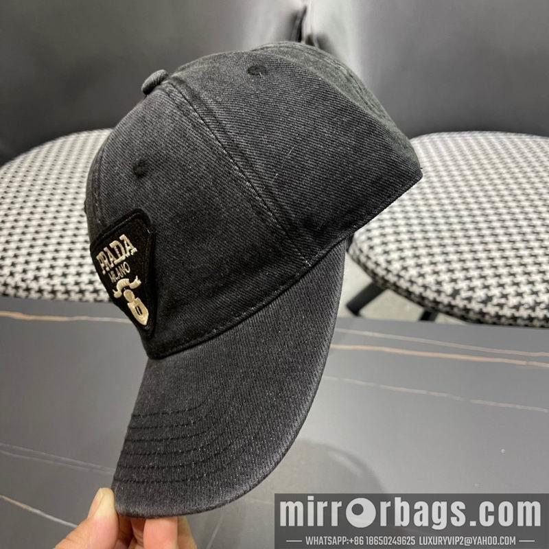 Prada Hat 083001