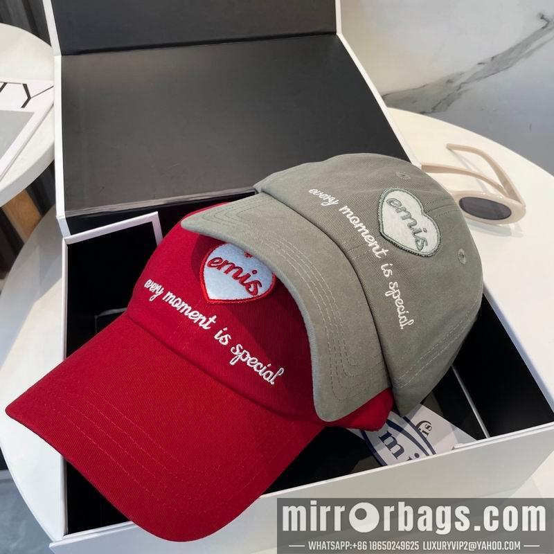 Emis Hat dx09