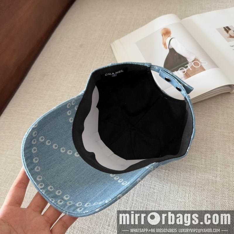 Chanel Hat dx17