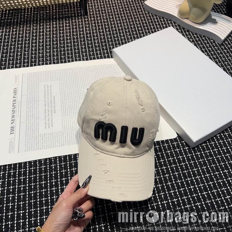 Miumiu Hat dx16