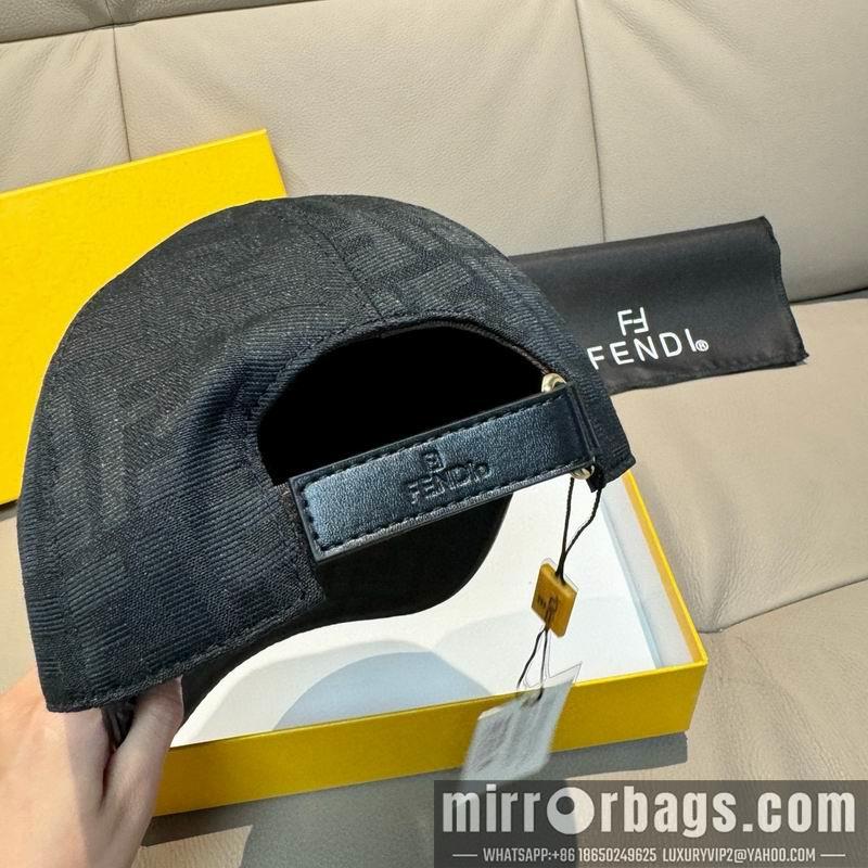 Fendi Hat dx65
