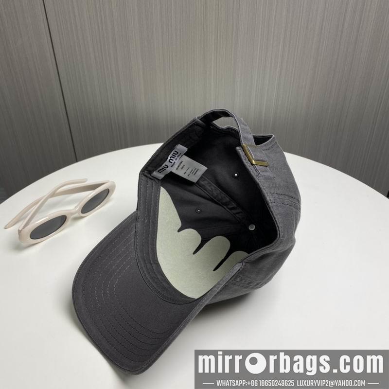 Miumiu Hat dx97