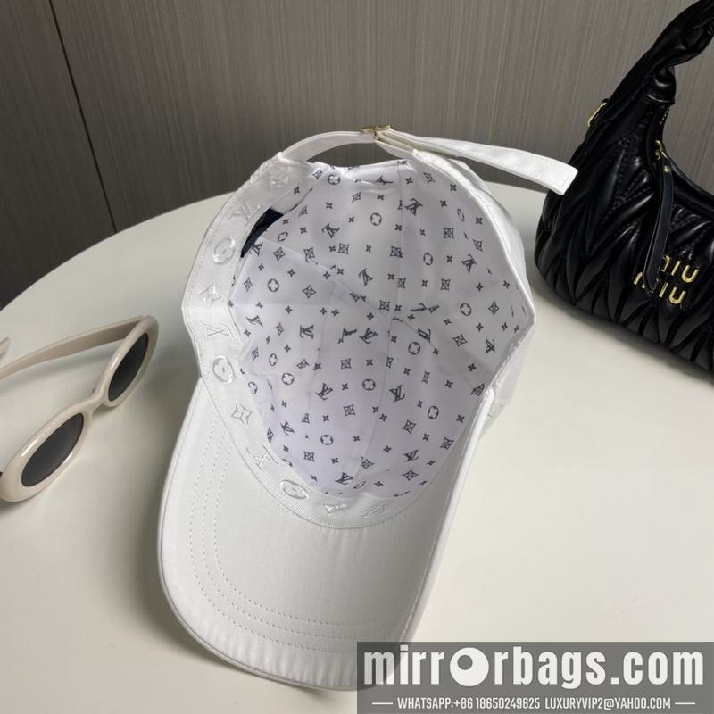 LV Hat dx159