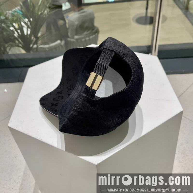 LV Hat 072203