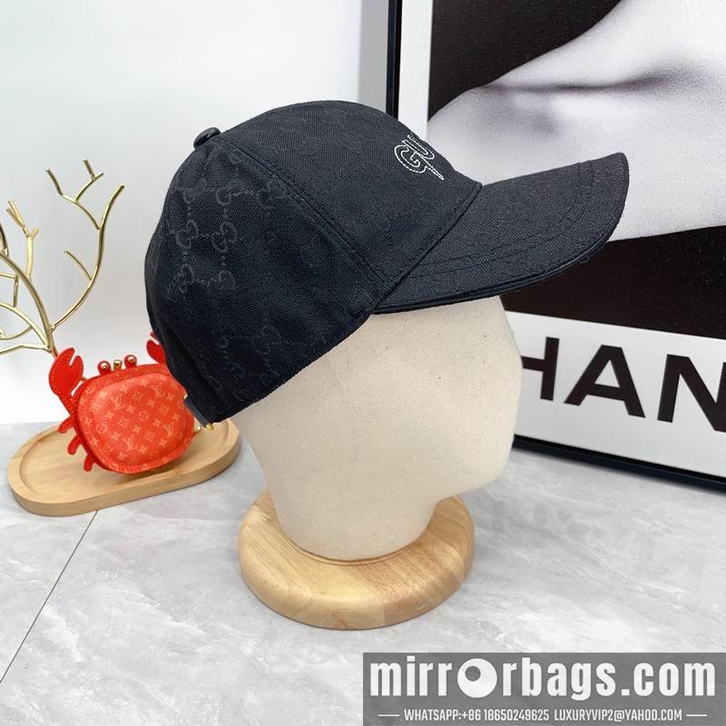 Gucci Hat dx10