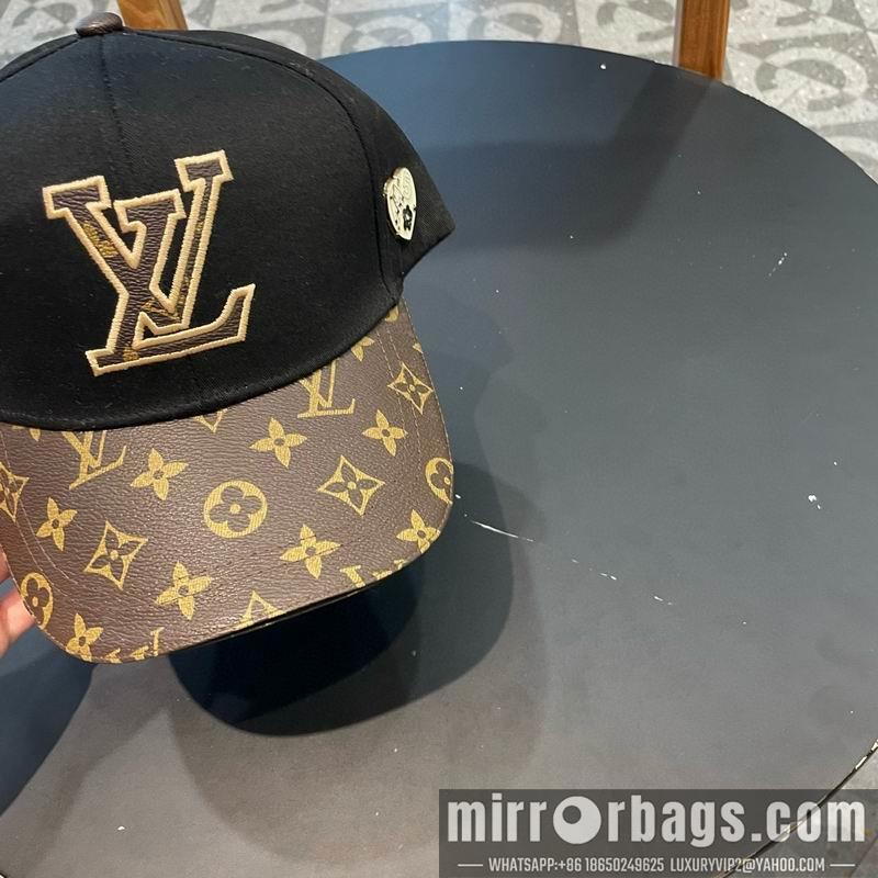 LV Hat 0307102