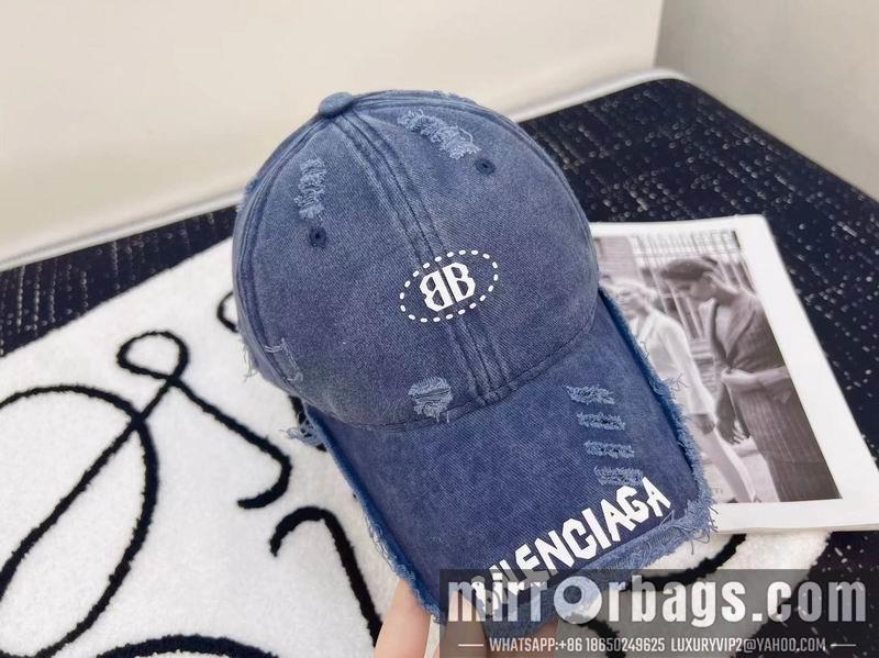 Balenciaga Hat dx107