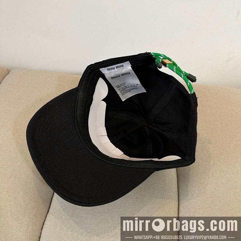 Miumiu Hat dx23