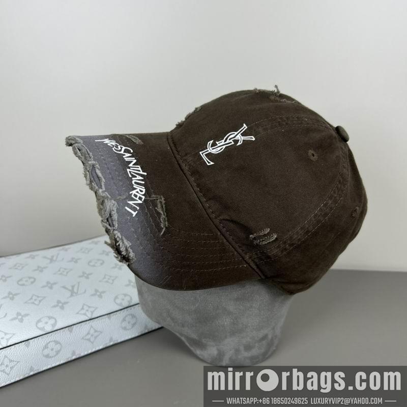 YSL Hat dx34