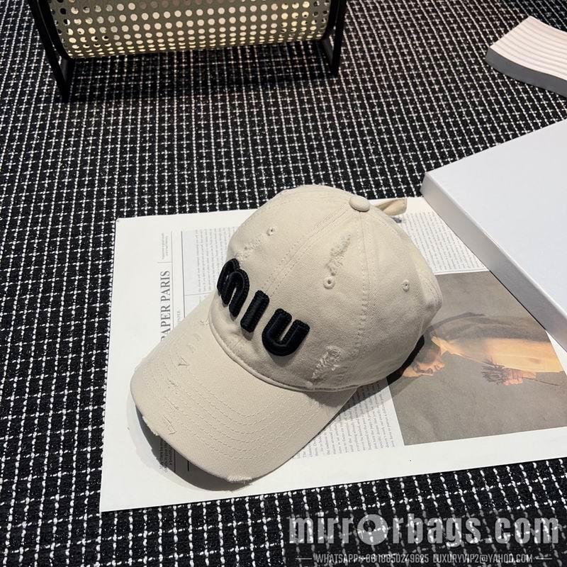 Miumiu Hat dx16