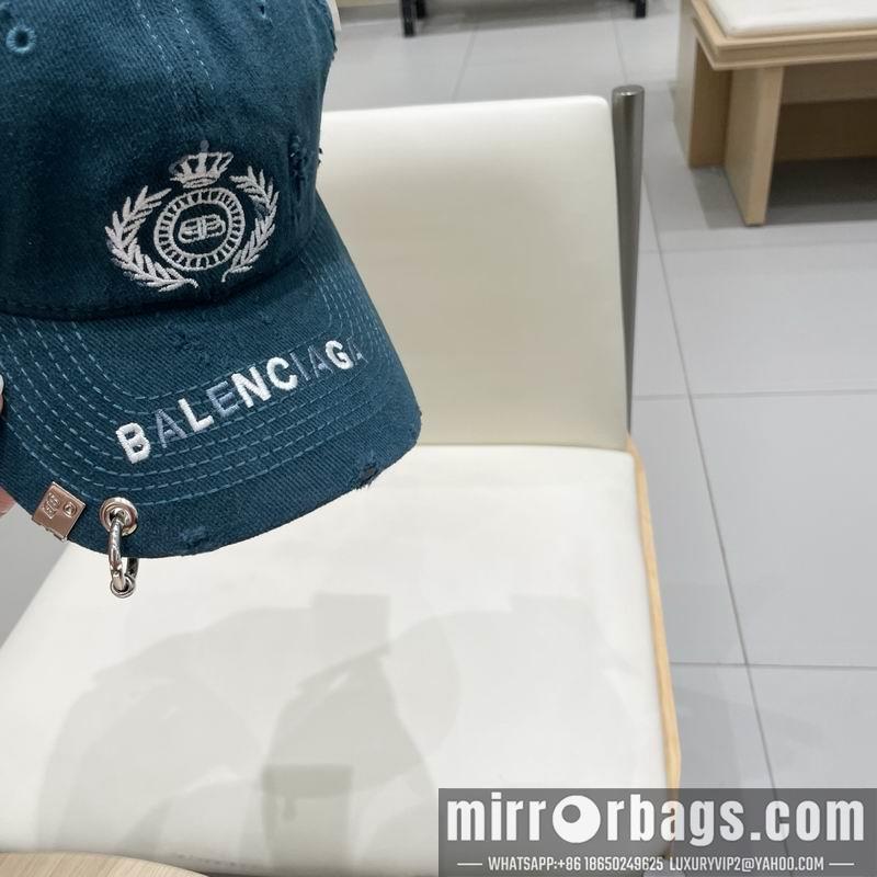 Balenciaga Hat 032001