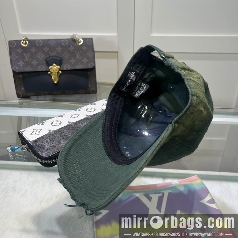 Balenciaga Hat dx84