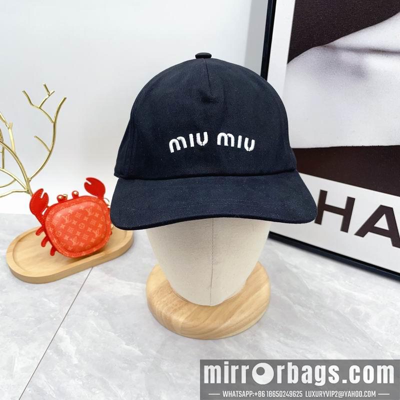 Miumiu Hat dx01