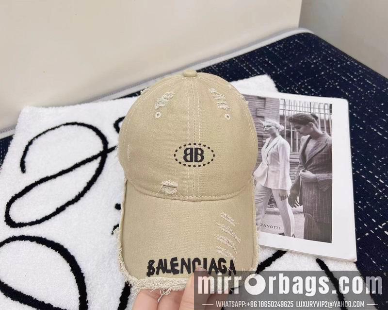 Balenciaga Hat dx107