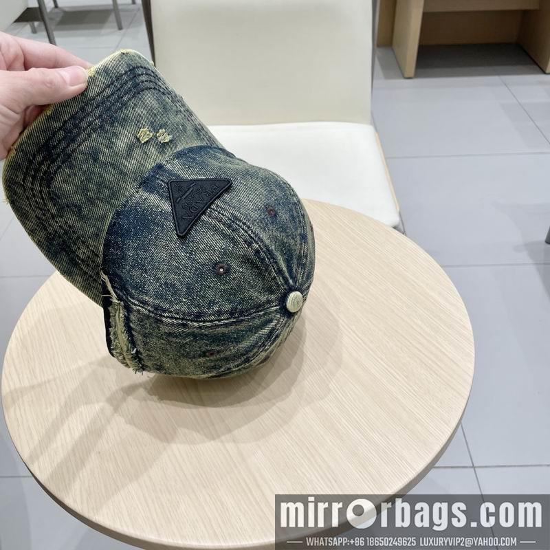 Prada Hat 032001