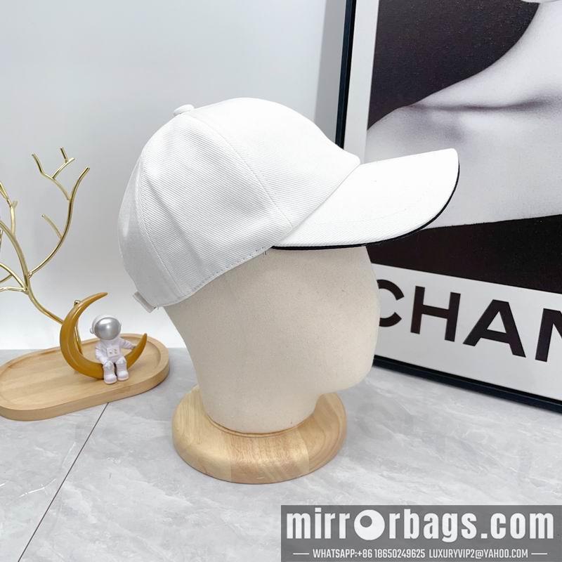 Chanel Hat dx39