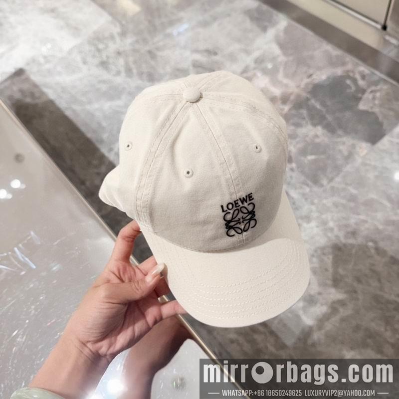 Loewe Hat dx56