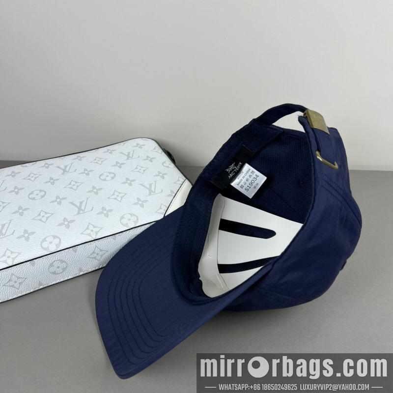 Arcteryx Hat dx20