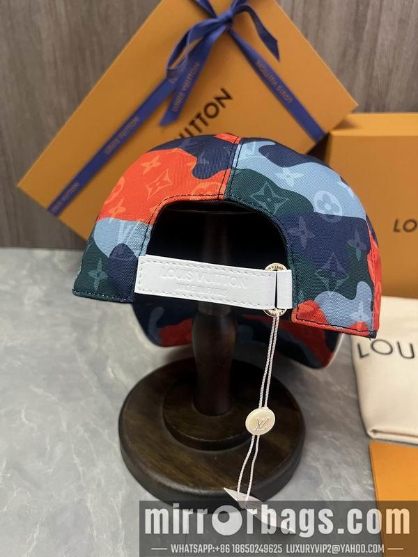 LV Hat dx15