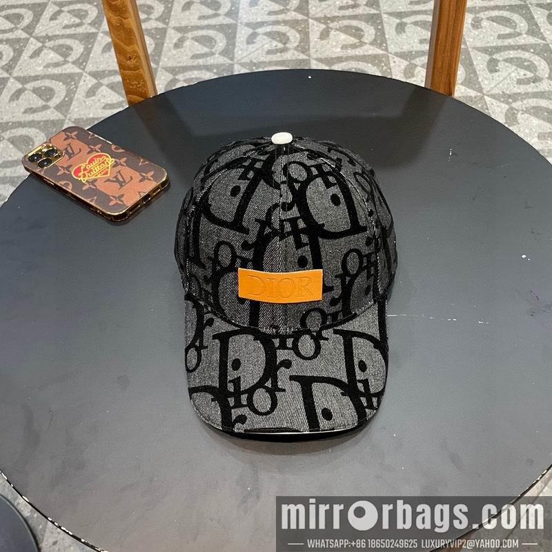 Dior Hat 032001