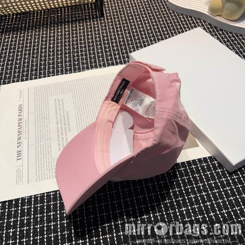Balenciaga Hat dx15