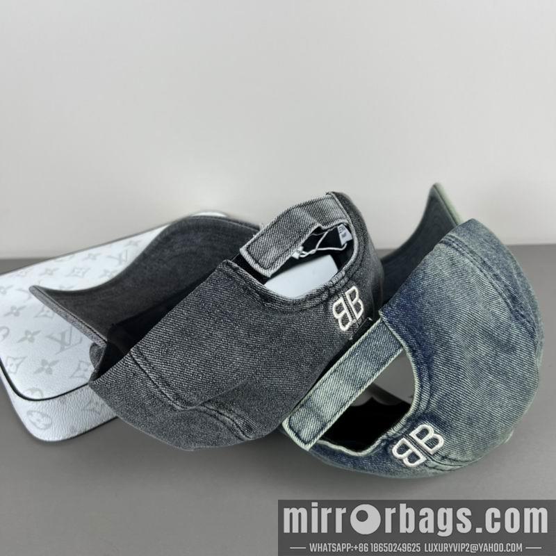 Balenciaga Hat dx43