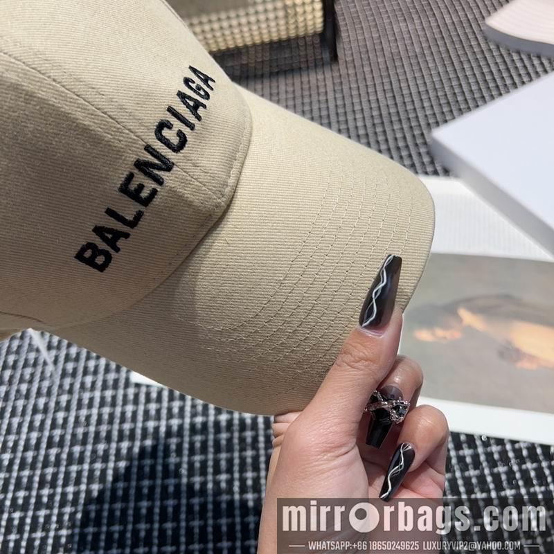 Balenciaga Hat dx11