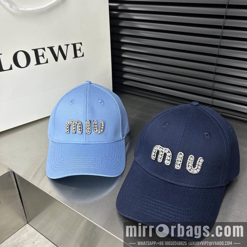 Miumiu Hat dx01