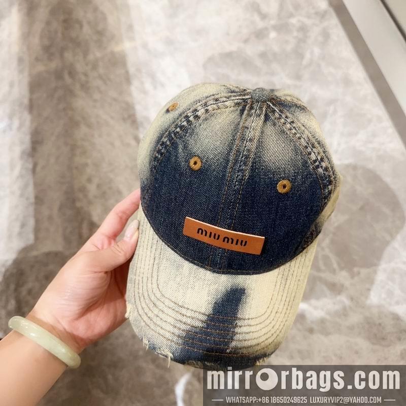 Miumiu Hat 090602