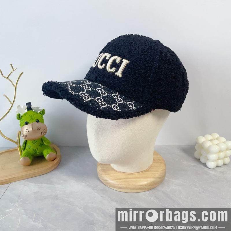 Gucci Hat dx140
