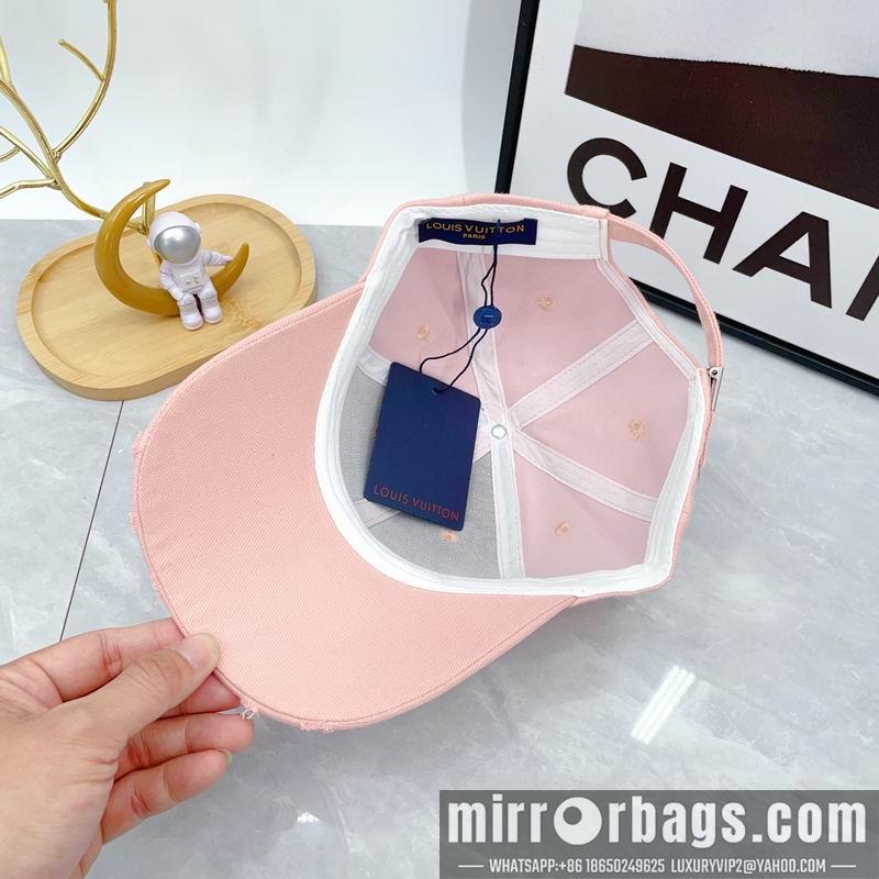 LV Hat dx158