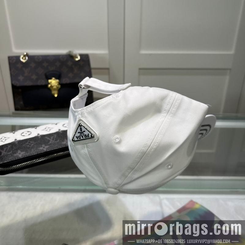 Prada Hat 071303