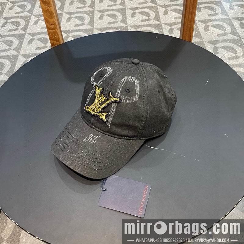 LV Hat 020803