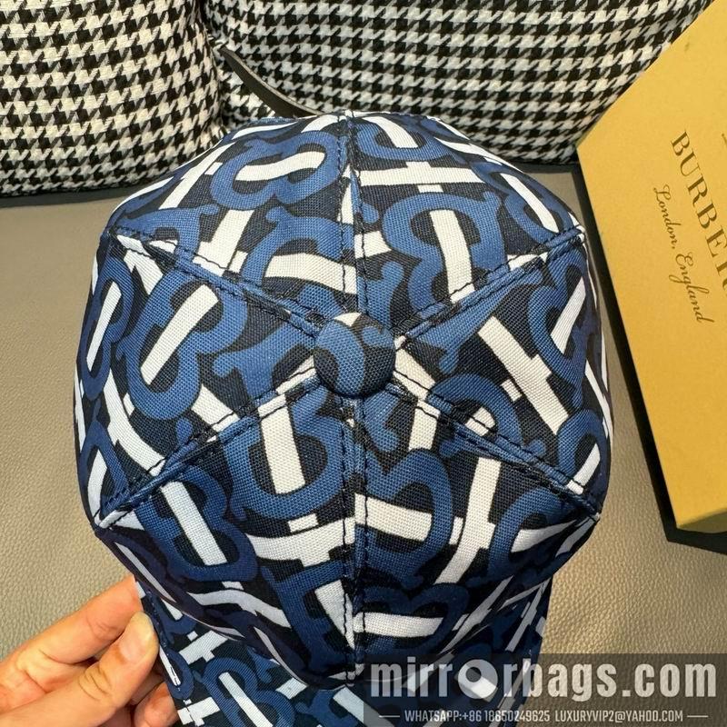 Burberry Hat dx30