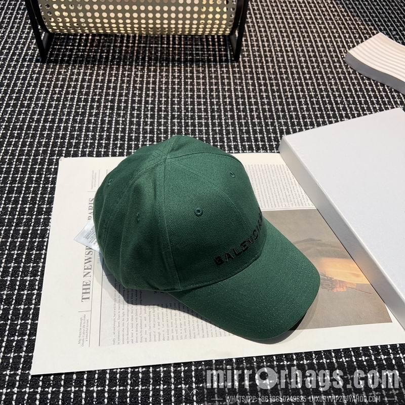 Balenciaga Hat dx07