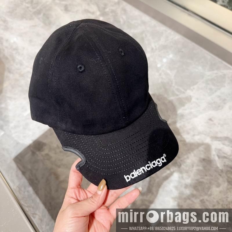 Balenciaga Hat dx55
