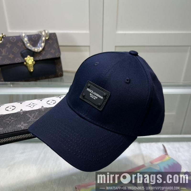 DG Hat 061015