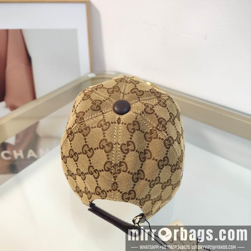 Gucci Hat dx10