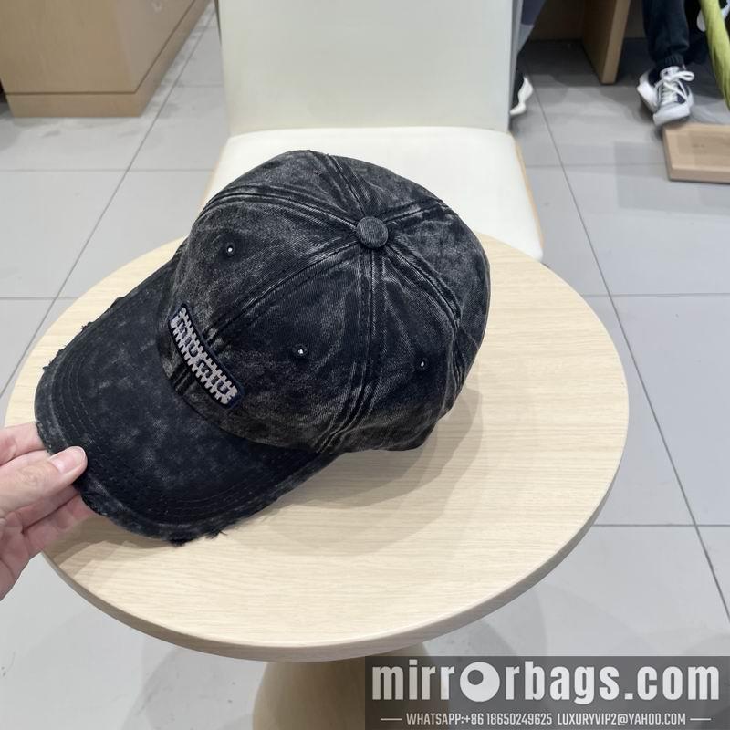 Miumiu Hat 040201