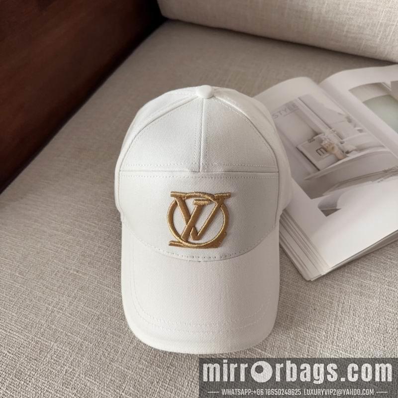 LV Hat dx26