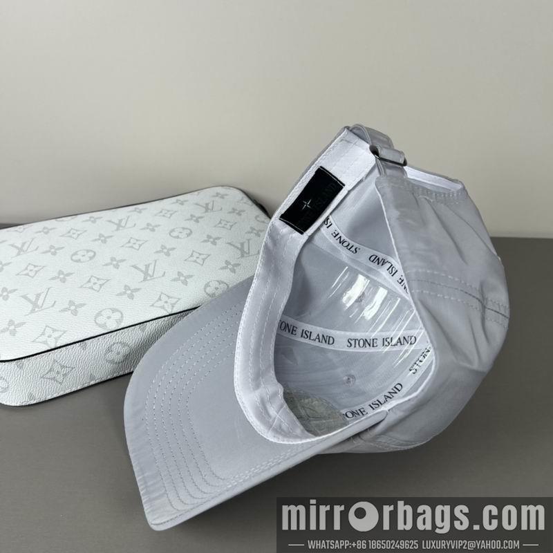 Stone Island Hat dx07