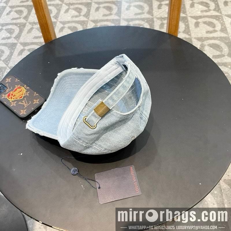 LV Hat 072302