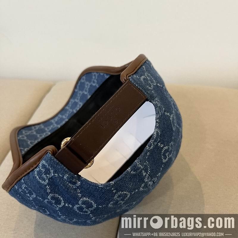 Gucci Hat dx40