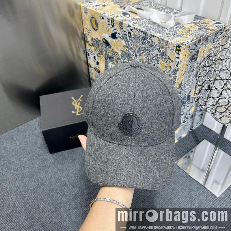 Moncler Hat dx18